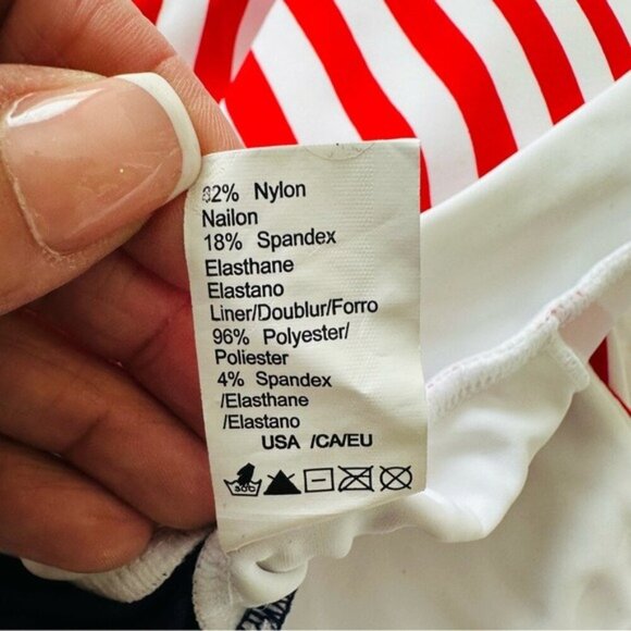 Futurino Red White Striped Bikini Top XL | Retro Halter Swim Top Pin-Up Style - Picture 5 of 7